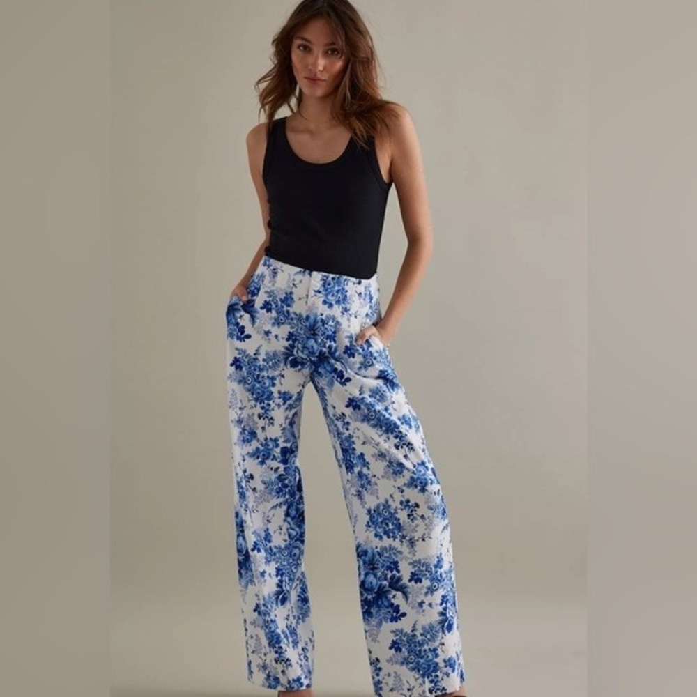 Maeve Anthropologie Blue White Floral Toile Wide Leg Pleated Pants Size 4